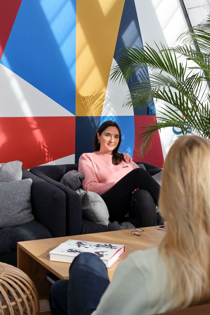 20 Señales sutiles de que alguien es en realidad bastante inteligente