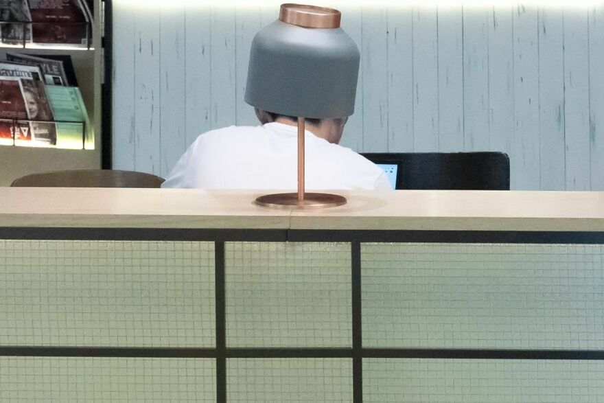 Photographer Continues To Roam The Streets Capturing Improbable Coincidences (59 New Pics)