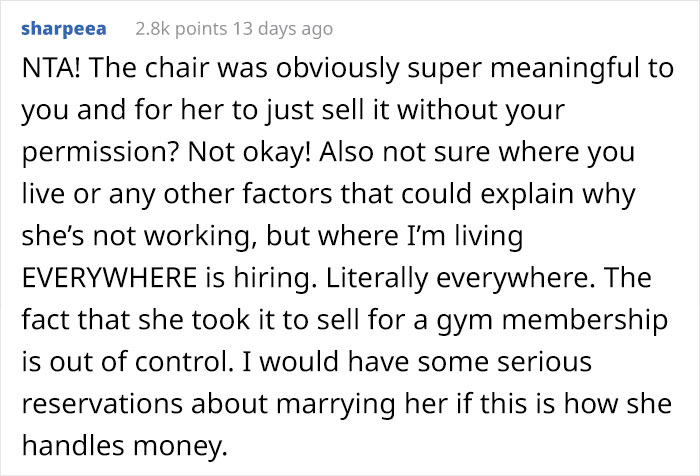 Broke Woman Sells Her Fianc&eacute;'s Deceased Brother's Gaming Chair So She Could Go To The Gym