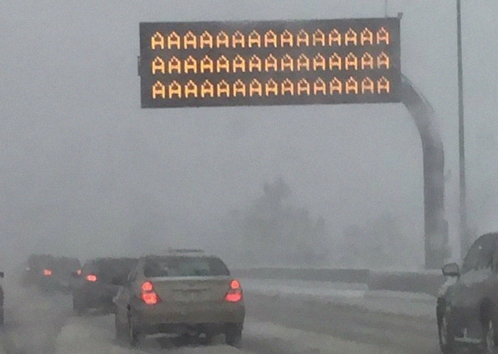 20 Tuits tristemente divertidos sobre la edad adulta que te harán reír y luego llorar