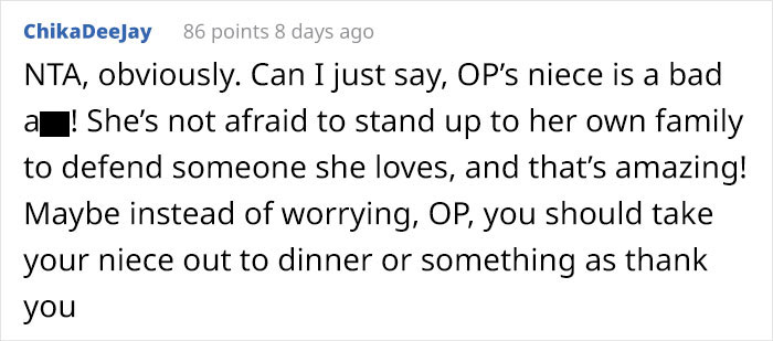Gay Man Explains His Sexuality Is The Reason He's Not Invited To Christmas Gatherings At Grandparents', 10 Y.O. Niece Confronts Them