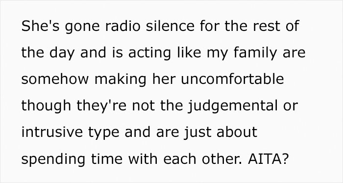 "She&rsquo;s Extra Hormonal": Husband Invites His Family To Stay Over For A Week Right After His Wife Gives Birth, Leaves Her Shocked