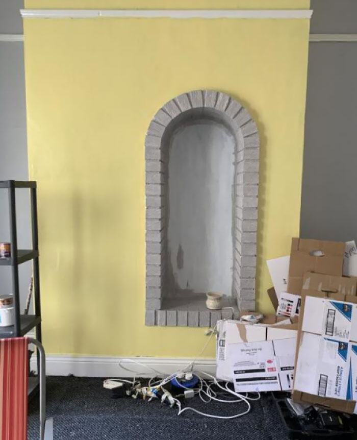 This Disgusting Arch In My Friend's House