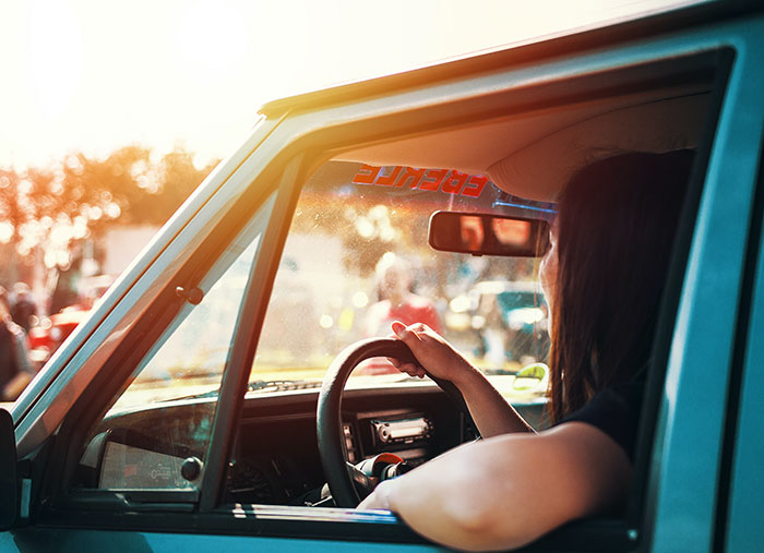 Someone Asks Older People "What Is Something Today's Youth Would Never Understand" And 35 People Deliver