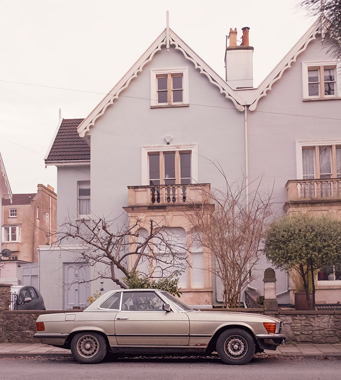 Someone Asks Older People "What Is Something Today's Youth Would Never Understand" And 35 People Deliver