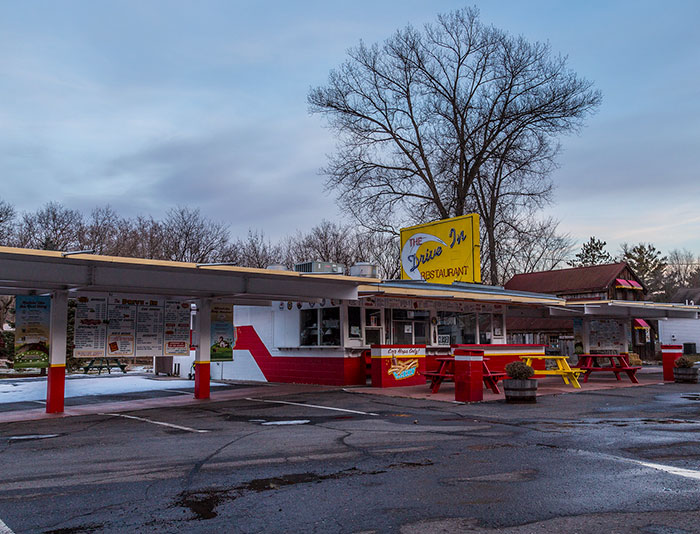 Someone Asks Older People "What Is Something Today's Youth Would Never Understand" And 35 People Deliver
