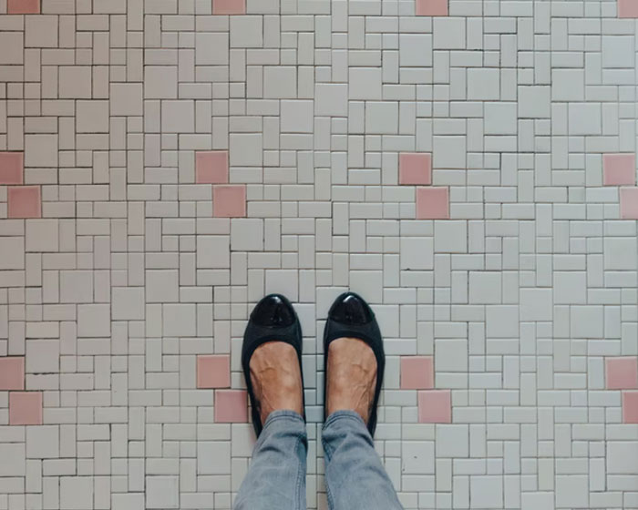 "Personas que pillaron a sus parejas engañándoles, ¿cómo ocurrió? ¿Y cuál fue su reacción?"