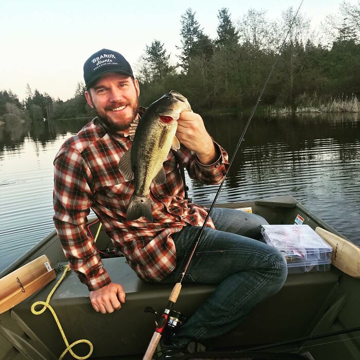 Someone In This Online Group Asked “Which Currently Popular Actor Is Not A Product Of Being Well-Connected And/Or Rich?” And 30 Folks Delivered