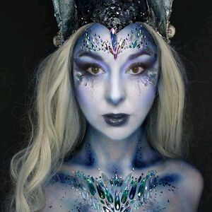 kristacrosbie72 avatar