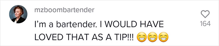 Family Wanted To Tip Their Waiter With A $25 Amazon Gift Card And Started A Massive Debate On If It&rsquo;s OK Or Not