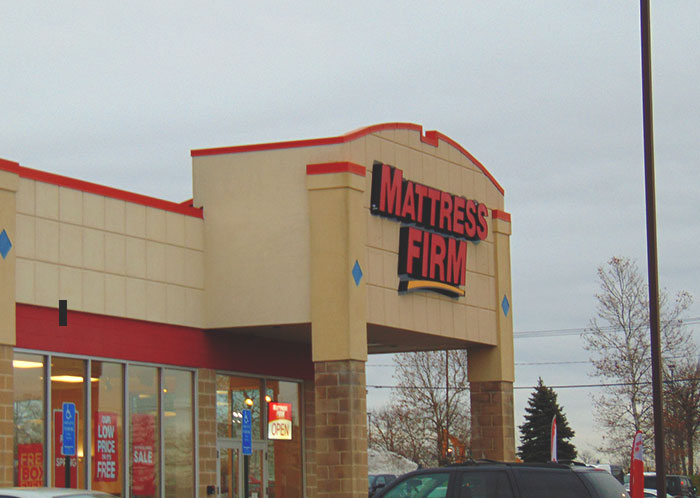 People Share 40 Conspiracy Theories They Claim Are "Too Logical To Ignore"