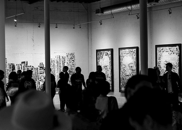 20 Teorías conspiracionistas que a la gente le resultan "demasiado lógicas como para ignorarlas"