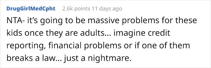 "It's Going To Be So Confusing": Person Calls Out New Mom For Giving Her Twin Babies Stupid Names "It's Going To Be So Confusing": Person Calls Out New Mom For Giving Her Twin Babies Stupid Names