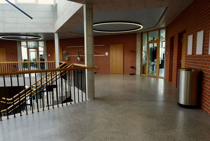 People Are Sharing The Worst Scandals That Happened At Their Schools, And Here Are 40 Of The Darkest Ones