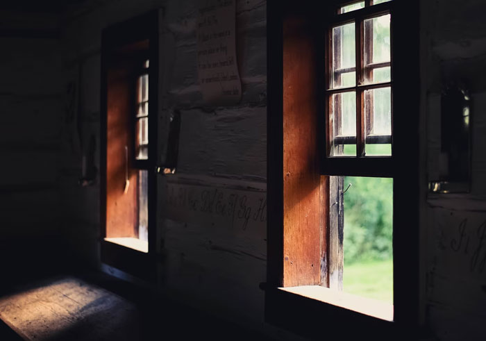 30 Common Survival Myths That Are Actually Dangerous