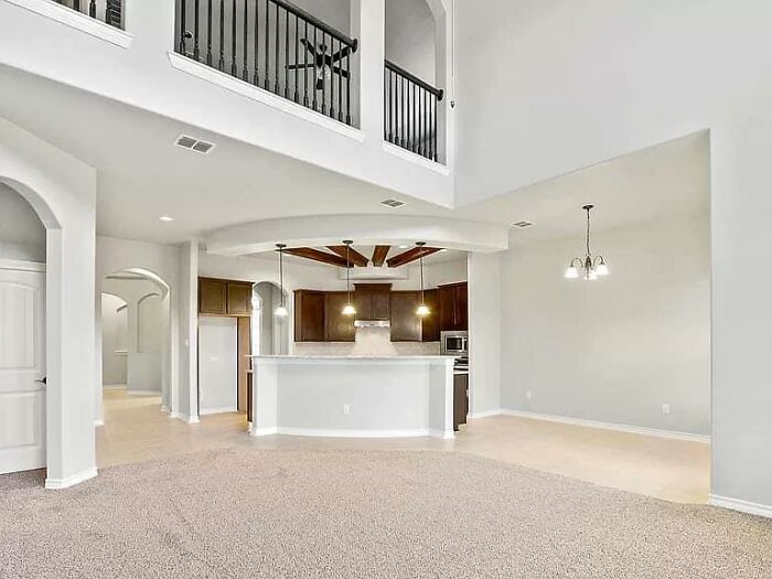 Thank Goodness The Kitchen Ceiling Looks Like A Wagon Wheel To Tie Everything Together