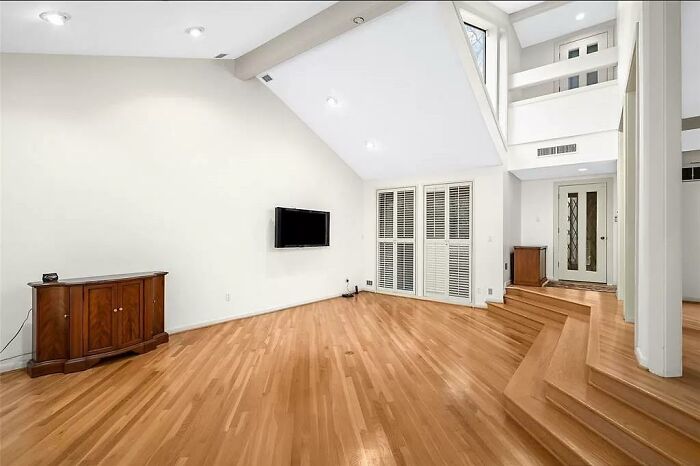 Lots Going On Here. Not Much Of It Is Good