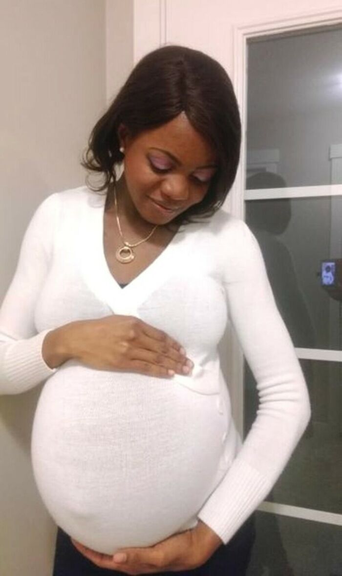 Woman Gave Birth To Black And White Twins, Thought She Was Handed The Wrong Baby Woman Gave Birth To Black And White Twins, Thought She Was Handed The Wrong Baby