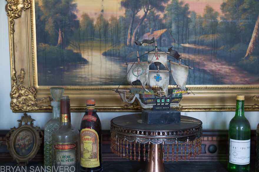 Encontré una mansión de 2,5$ millones abandonada en la que hubo un incendio y se dejó todo atrás (22 fotos) Encontré una mansión de 2,5$ millones abandonada en la que hubo un incendio y se dejó todo atrás (22 fotos)