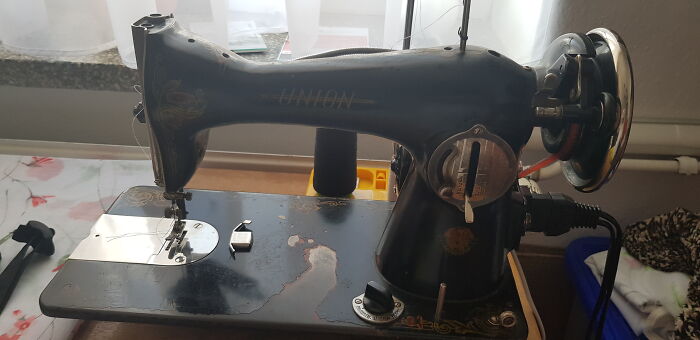 I Have No Idea How Old It Is, But It Works Like A Charm And Can Sew Pretty Much Anything You Put Under It