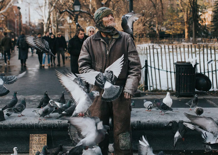 911 Operators Share The Dumbest Non-Emergency Calls They've Ever Received