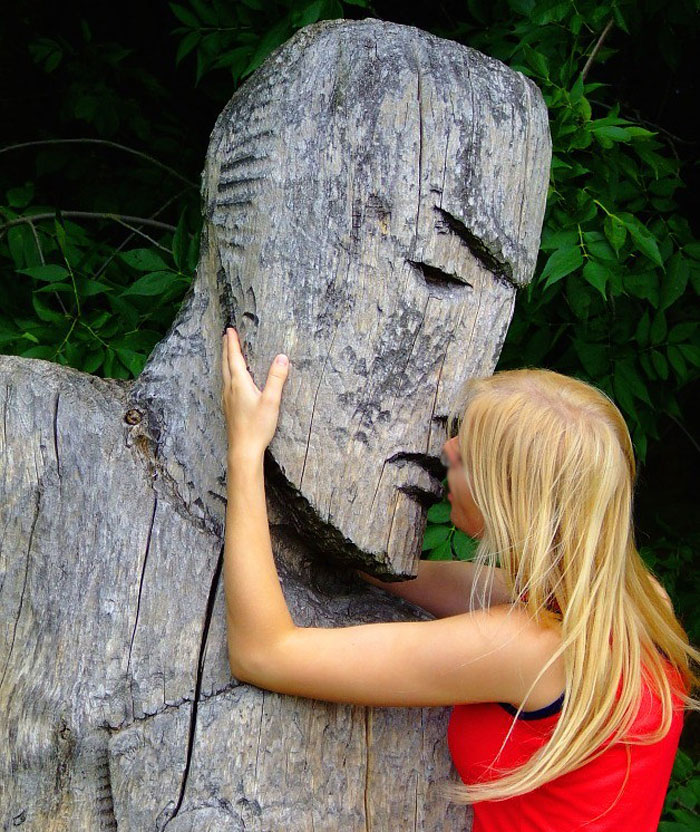 30 Social Cues Indicating That Someone Might Be Flirting With You, As Pointed Out By Folks In This Online Group