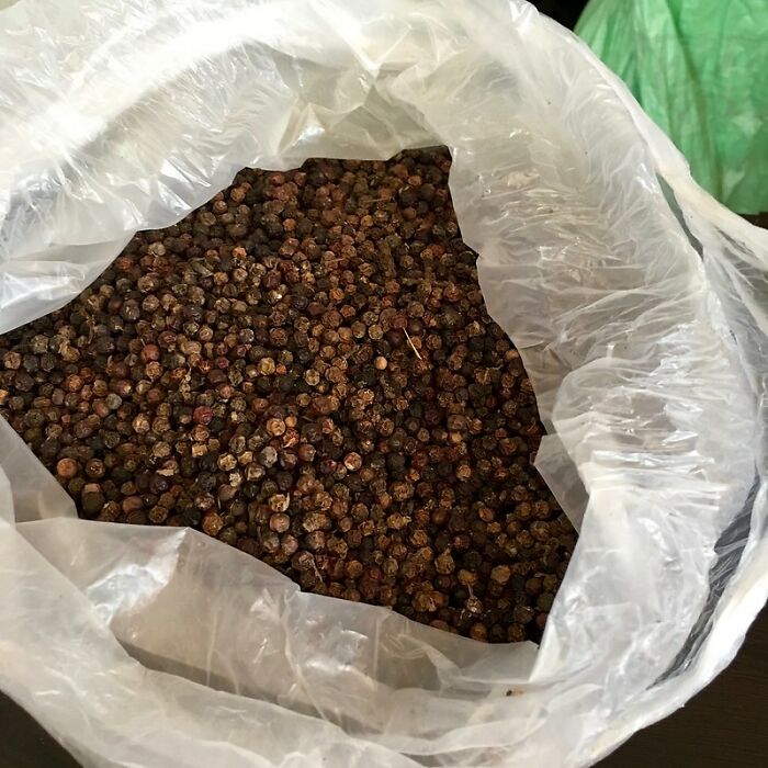 Añadir demasiada pimienta negra