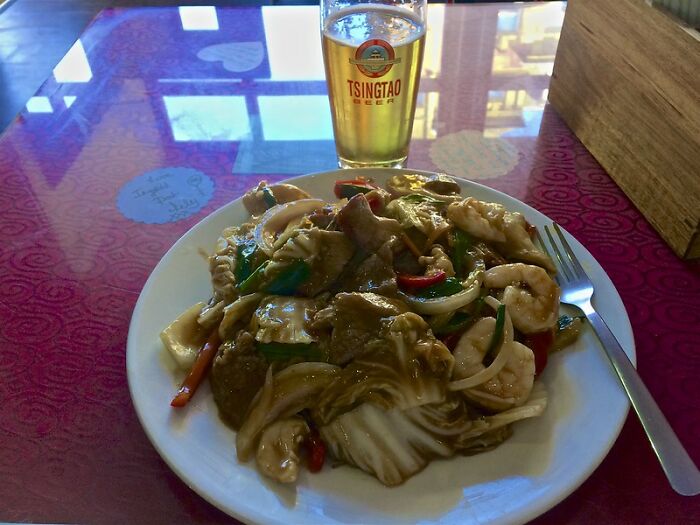 32 People Are Sharing Their Funniest Or Most Bizarre Customer Encounters In This Viral Thread