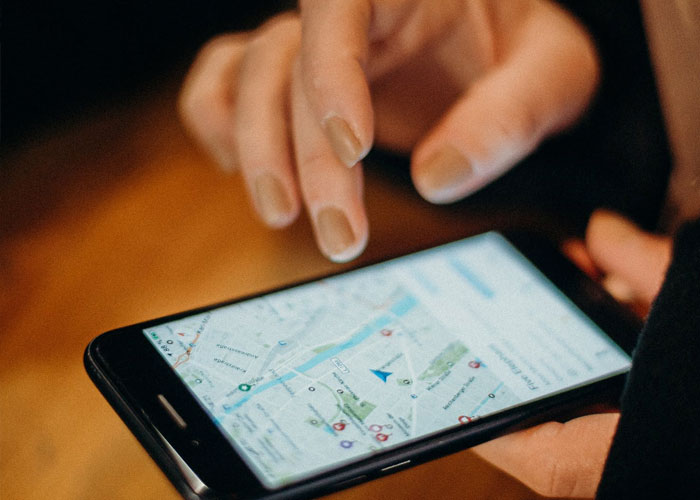 30 People Reveal What Parents Are Too Extreme In This Viral Thread About 'Helicopter Parenting'