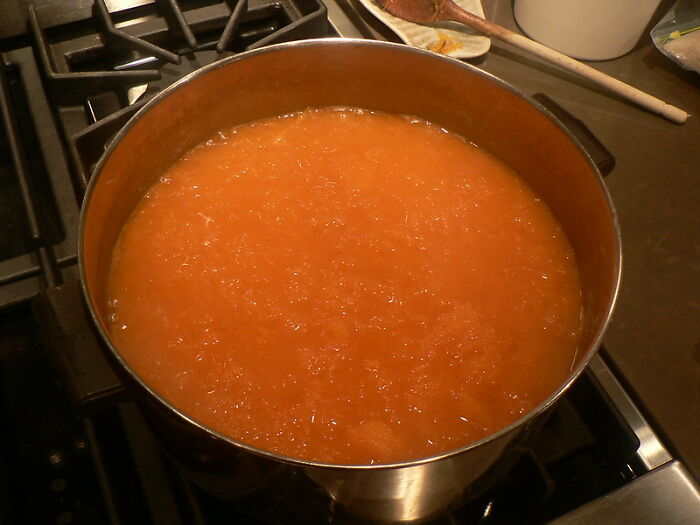 People Didn't Realize How Helpful These 30 Cooking Tips And Tricks Were Until They Started Using Them