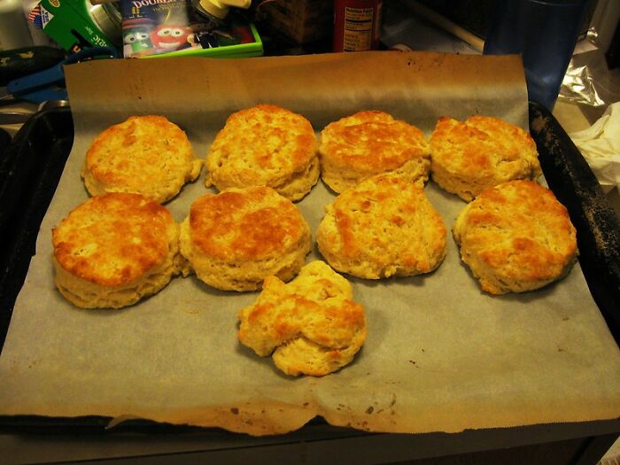 User Online Had To Find Out “Is There A Food You Intentionally Cook 'Wrong'?", And 30 Folks Delivered