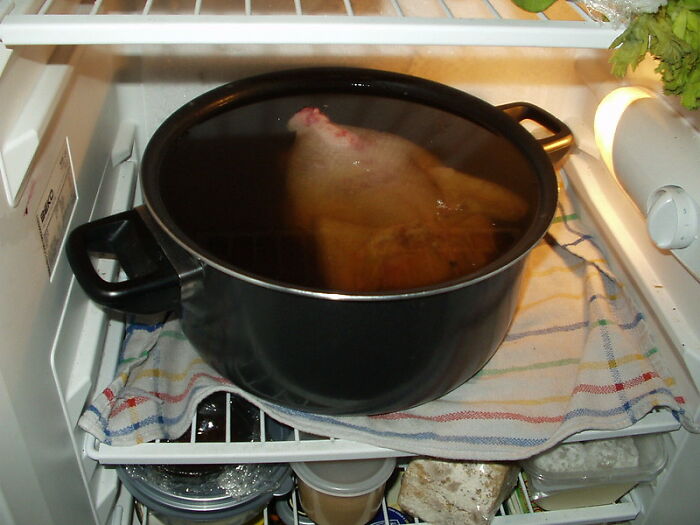 People Didn't Realize How Helpful These 30 Cooking Tips And Tricks Were Until They Started Using Them