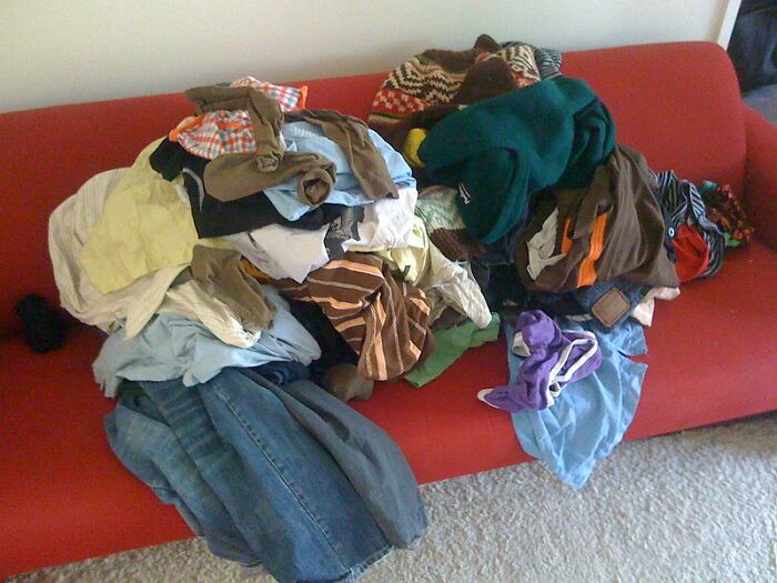 35 Spoiled Folks Online Share Their Moments Of Realizing How Different The Real World Really Is