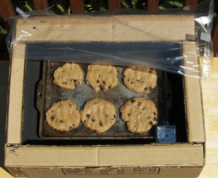 Comer masa cruda de galletas