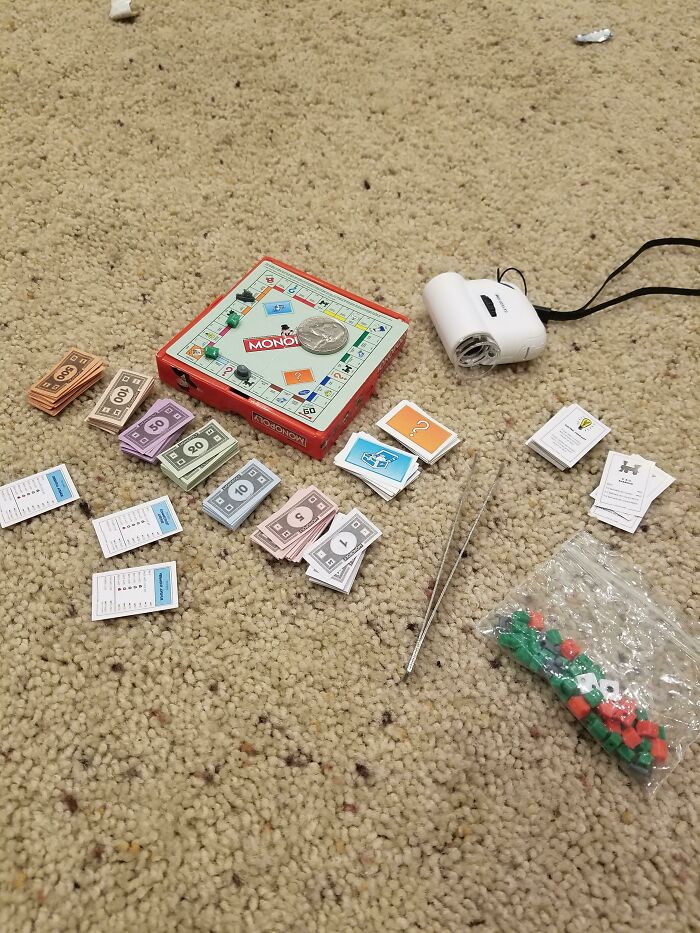 I Need Tweezers And A Microscope To Play This Tiny Monopoly Game (Nickel For Size)