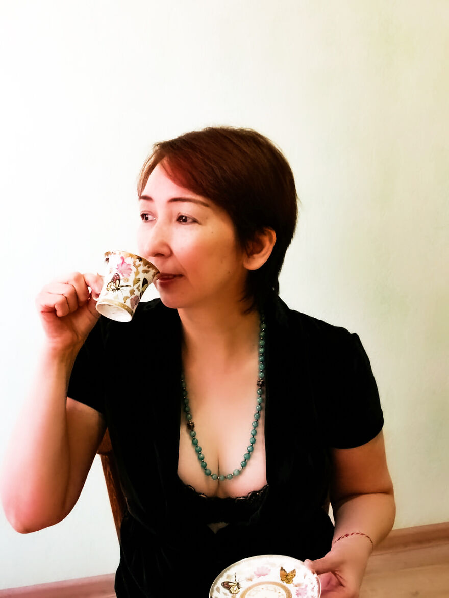 After 50 Years From A Boring Banker To A Happy Artist - 2. Twist Of Fate