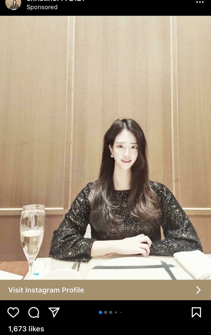 ¡¿La gente realmente cae en este tipo de basura?! Más de 800 comentarios diciéndole que es hermosa