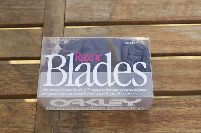 Someone In This Online Group Asked “Teachers, What Was The Worst Thing You Had To Confiscate From A Student?”, 30 Folks Delivered