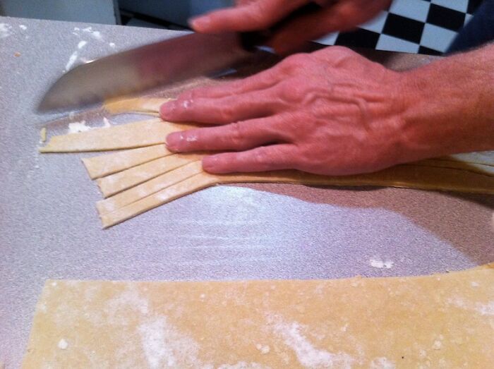 People Didn't Realize How Helpful These 30 Cooking Tips And Tricks Were Until They Started Using Them