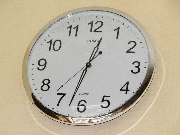 28 Times Employees Did Bizarrely Crazy Things At Work That Folks Online Just Had To Share