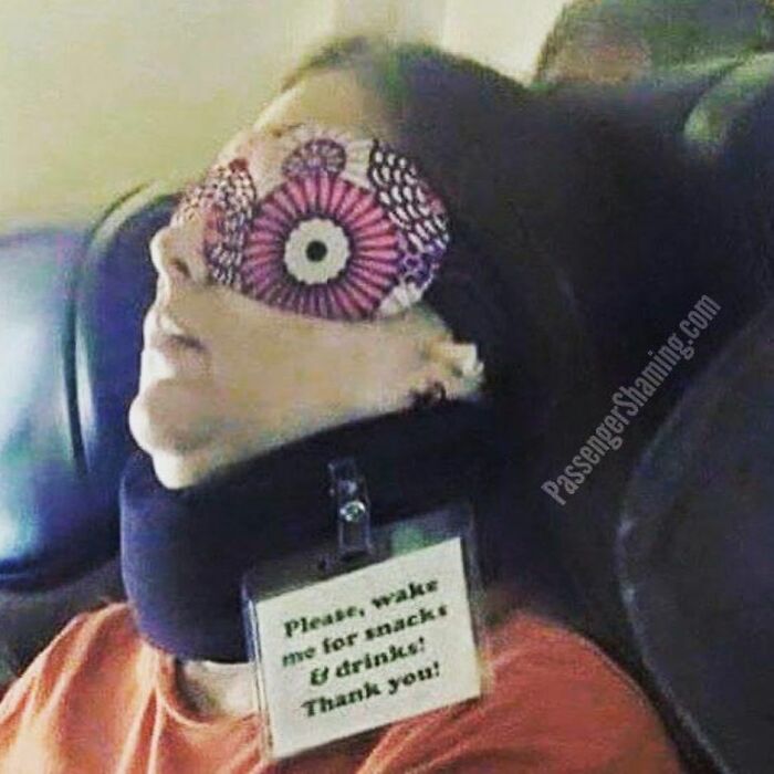 Bizarre-Rude-Flight-Passengers-Shaming
