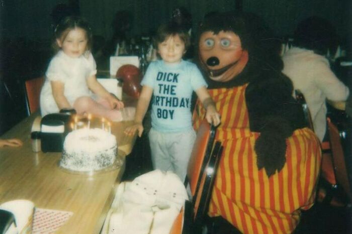 Hey, I’m Back. Don’t Know How Long I’ll Keep The App This Time. I Have General Plans To Change This Account For The Better, And I’ll Share More Tomorrow Because Right Now I Am Very Sleep Deprived Due To Reasons. In Essence I’m Going To Try To Be Less Personal On Here. Might Shout Out My Spam, Might Not. I Don’t Like Dealing With The Drama (Some Of It Is Just In My Head Bc Anxiety) And I Wish To Not Share Everything With Everyone Anymore. The Upsides: I Might Post More? And I Might Focus On Growing This Account Again Because The Growth Of This Account Has Been So Stagnant I Swear I See Pond Scum Forming On It. Anyways, Love You Guys, My Break Was Refreshing. Who Knows How Many More Breaks I’ll Take 🤦‍♂️
#cursedimage #strange #cursed #cursedimagedealer