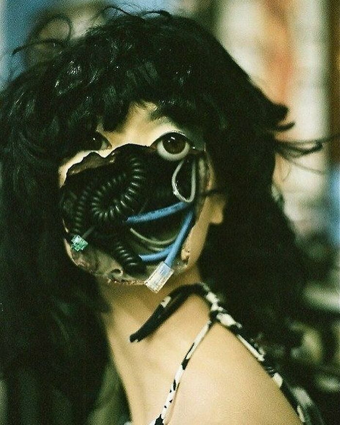 Cursed-Image-Dealer-Weird-Pics