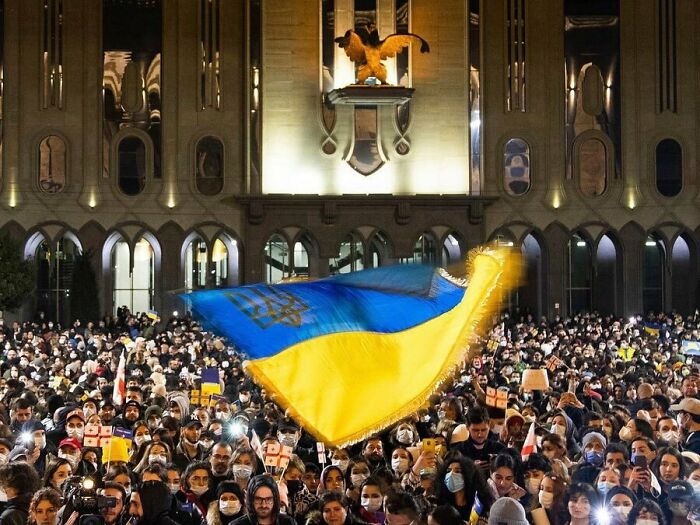 People Are Realizing Just How Badass The Ukrainian President Is, And Here's Proof