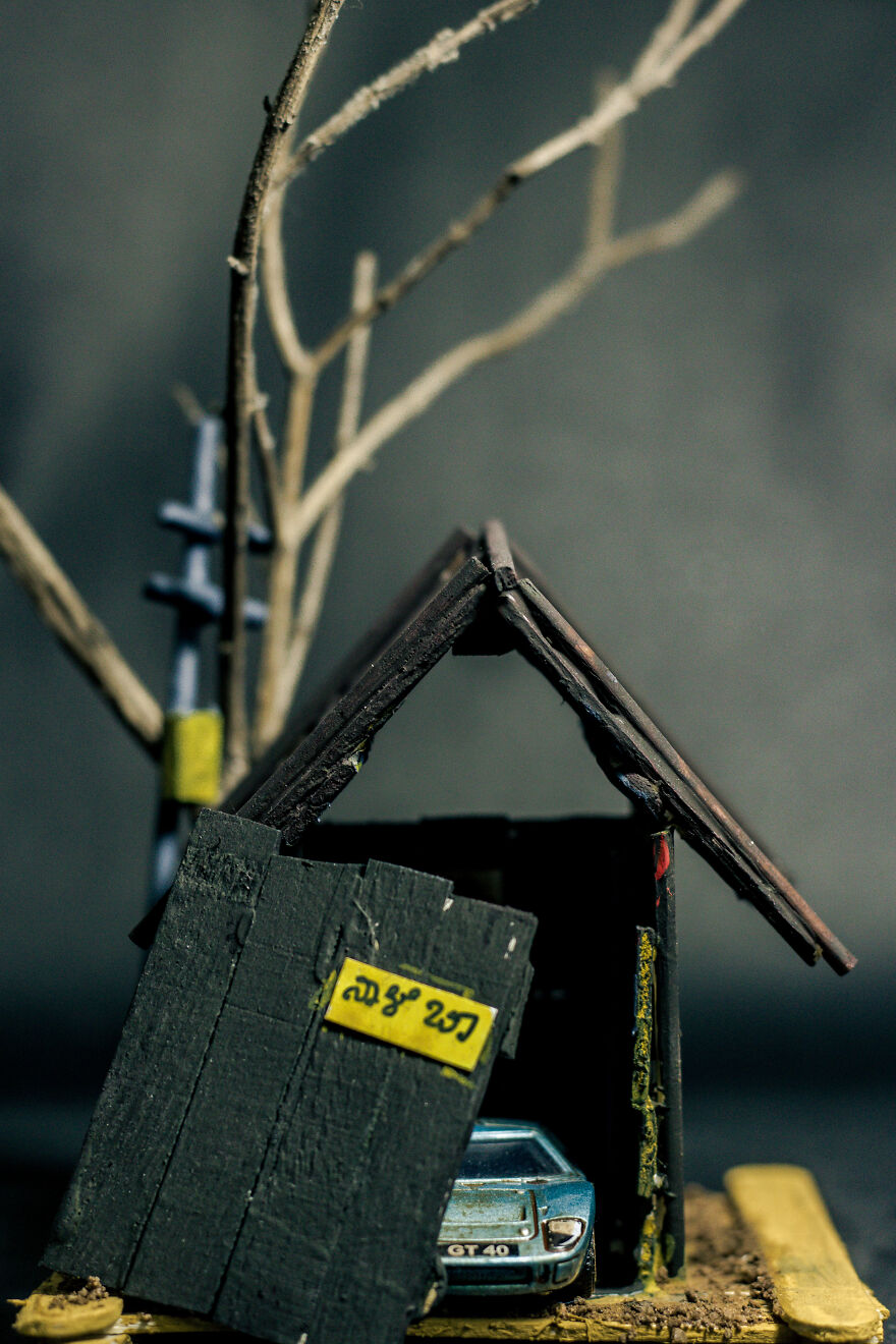 I Built An Abandoned Garage Diorama For My Matchbox Scale Model