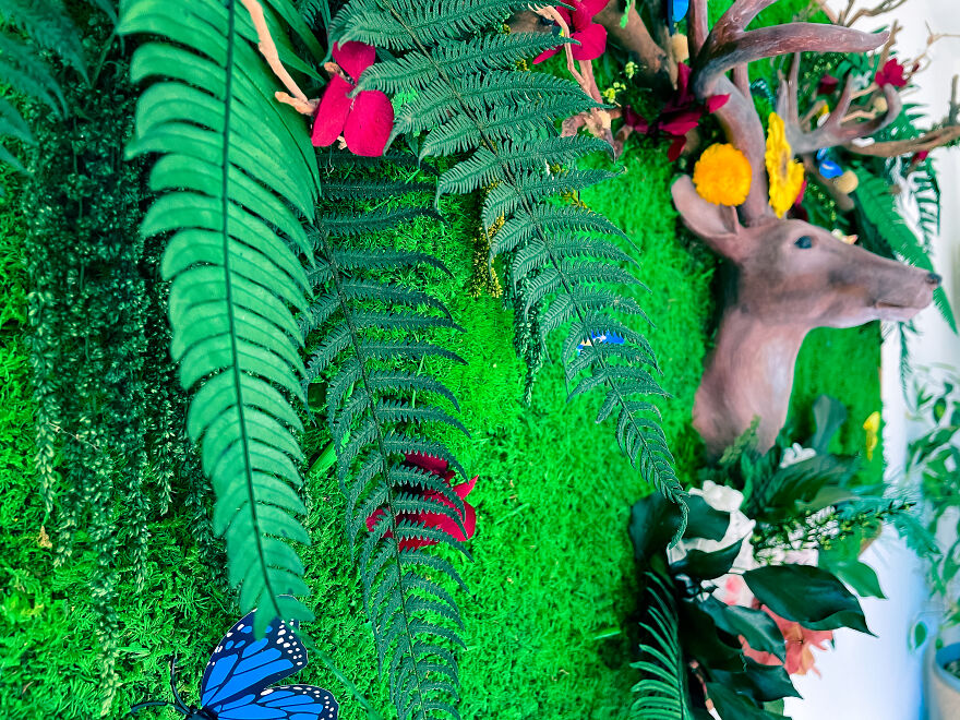 I Create Art With Moss