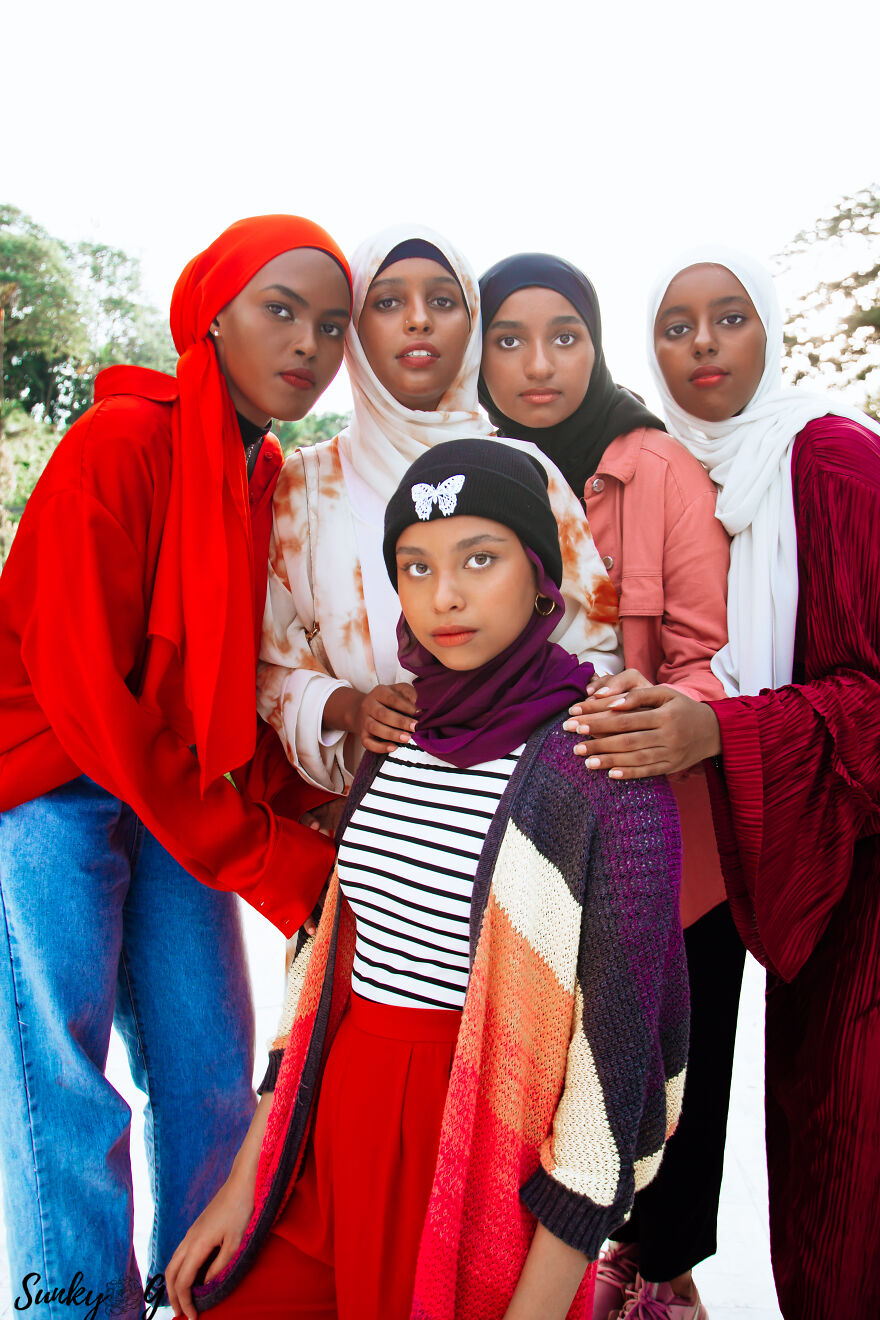 Hijab, An Expression Of Identity? Sunkyog Hijab, An Expression Of Identity? Sunkyog