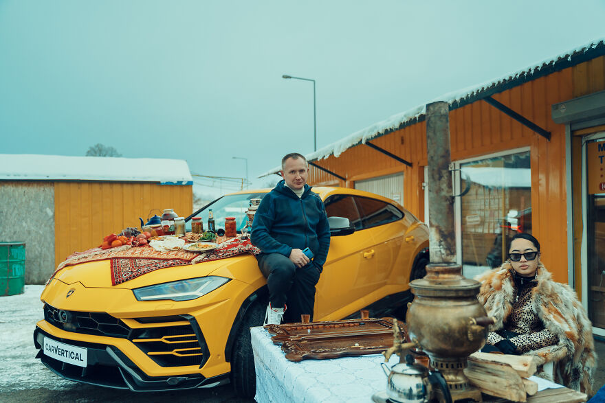 Only In Eastern Europe: The Picnic At -20 Degrees