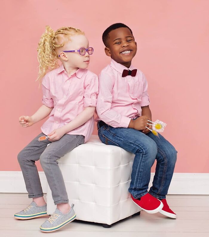 Woman Gave Birth To Black And White Twins, Thought She Was Handed The Wrong Baby Woman Gave Birth To Black And White Twins, Thought She Was Handed The Wrong Baby