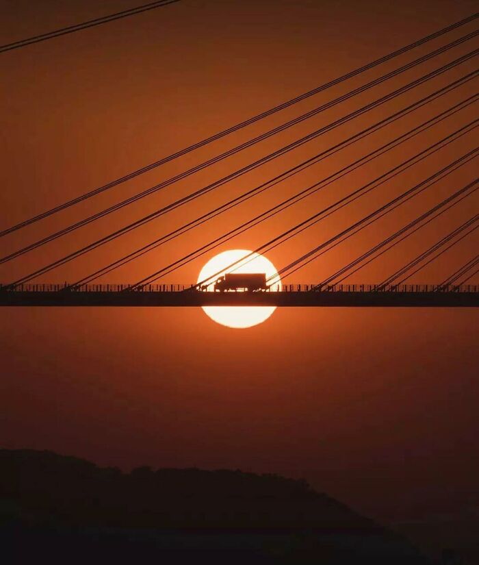 This Instagram Account Entertains More Than 500 Thousand Followers Daily With Its Street Photos